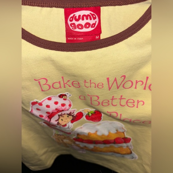 New Strawberry Shortcake Crop Top Medium - Picture 6 of 6